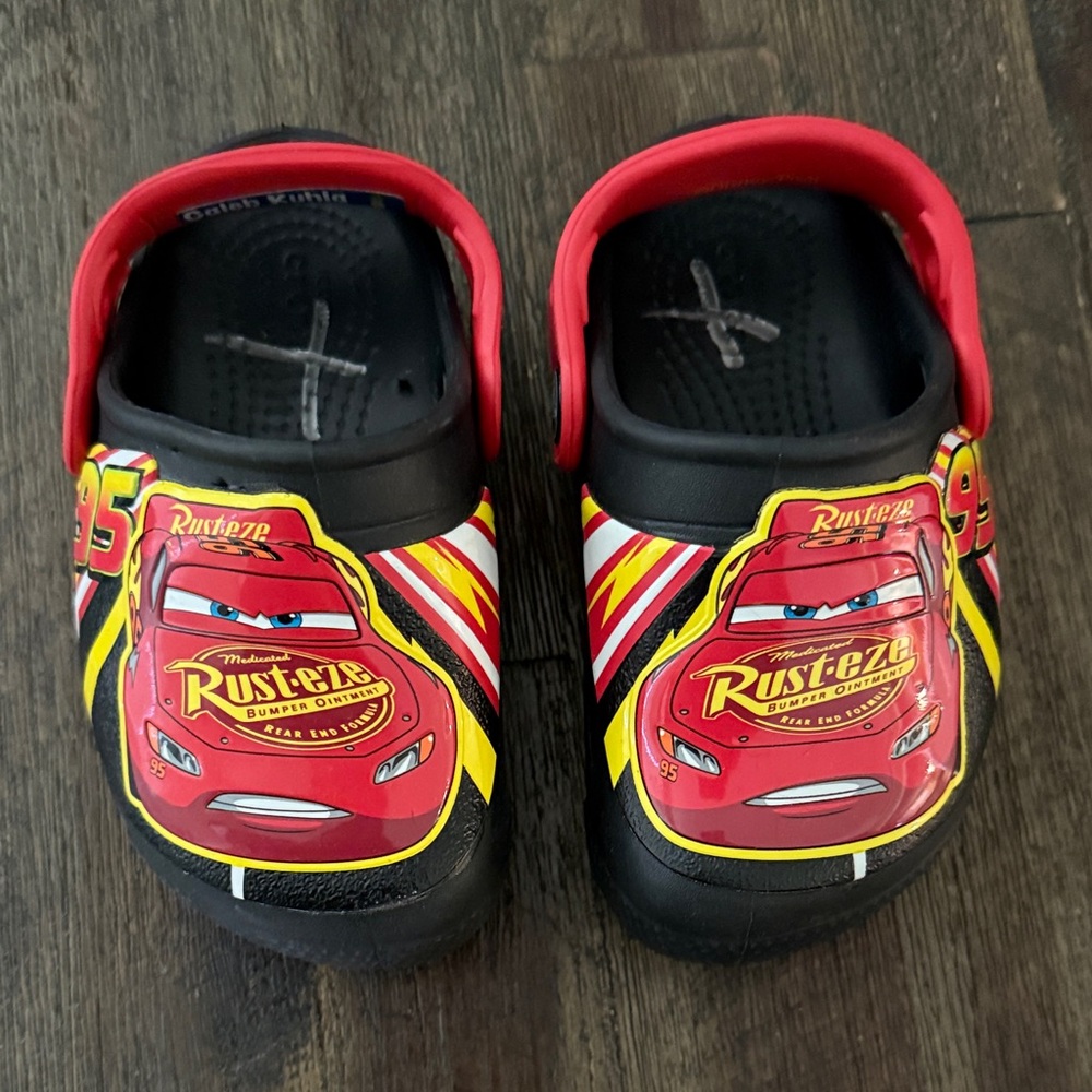 CROCS Red and Black Kids Clogs
